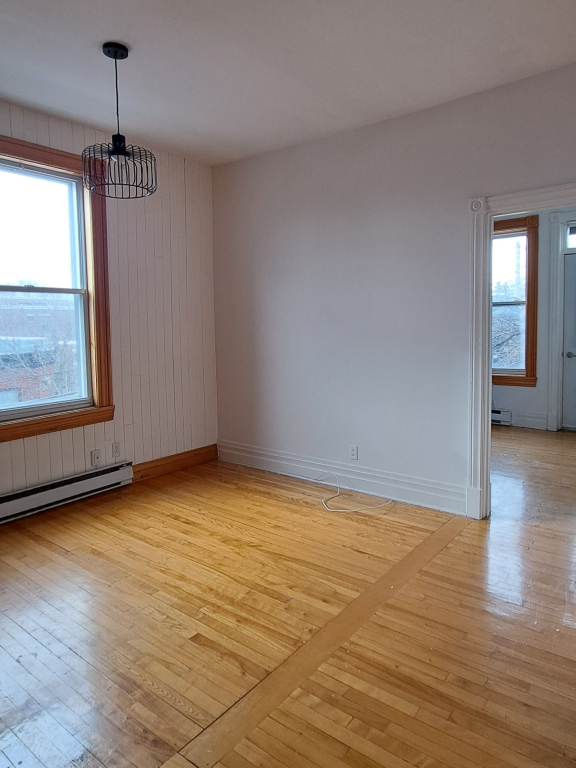 Appart 4 1/2 À Louer - Plateau Montroyal | 3228735