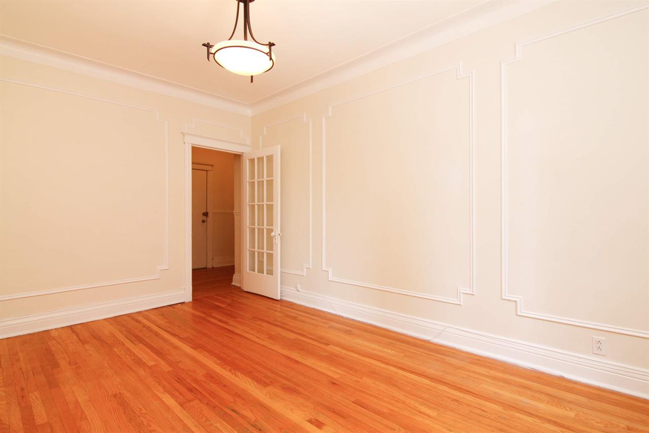 MAGNIFIQUE, A QUELQUES PAS DU MÉTRO ET DU VILLAGE MONKLAND NDG | 3228744