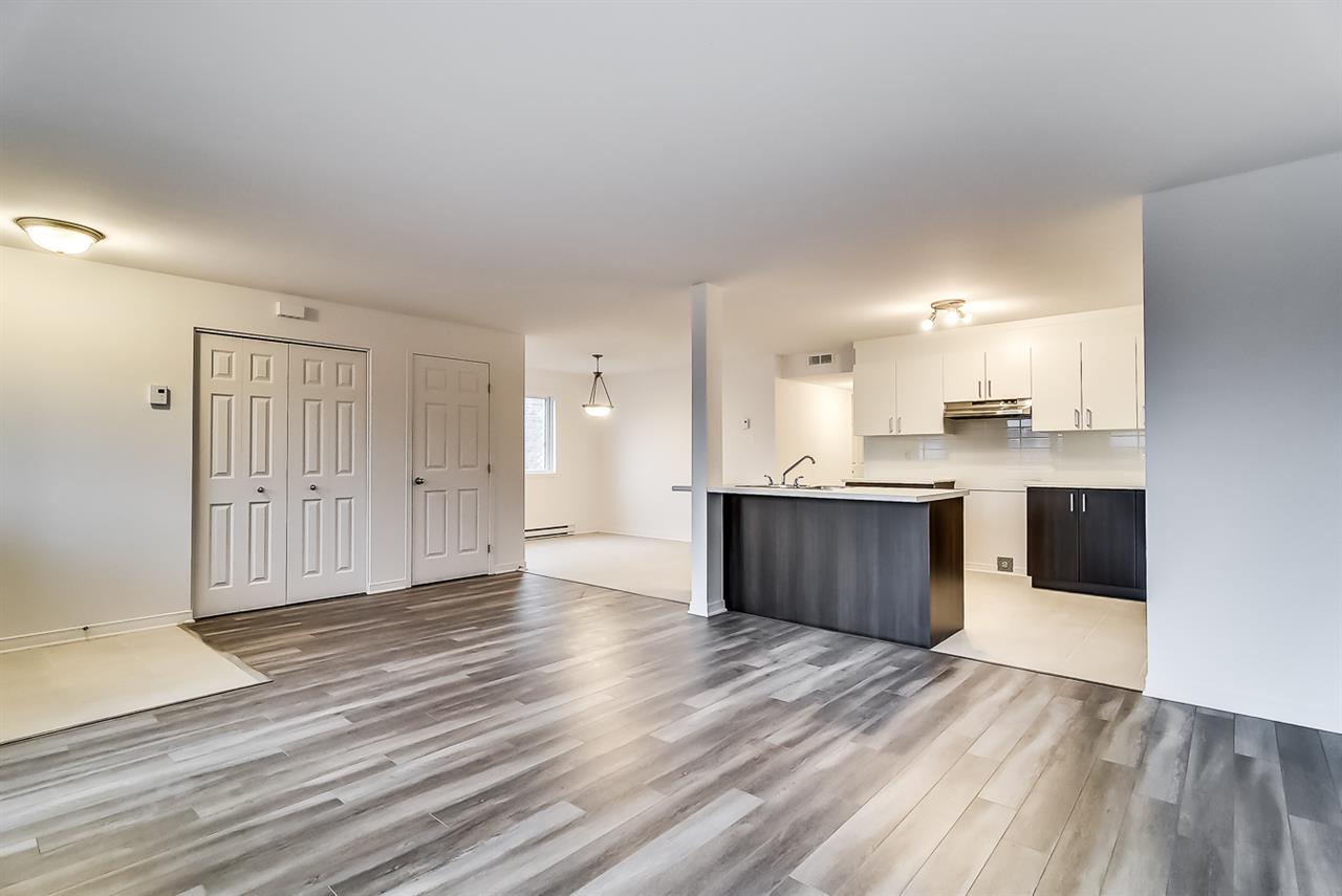 11 Rue De Liverpool (Hull) Super Grand Appartement De 2 Cc | 3228866