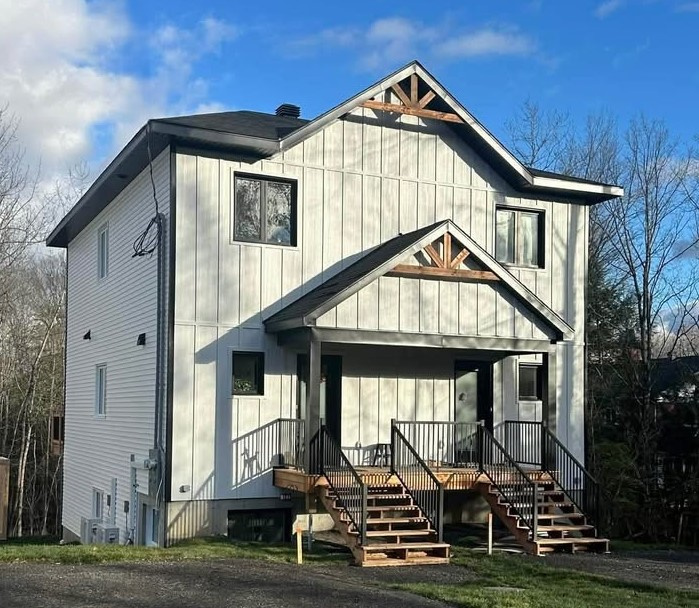 6 1/2 DISPONIBLE MAINTENANT | 1740$ | 3228880