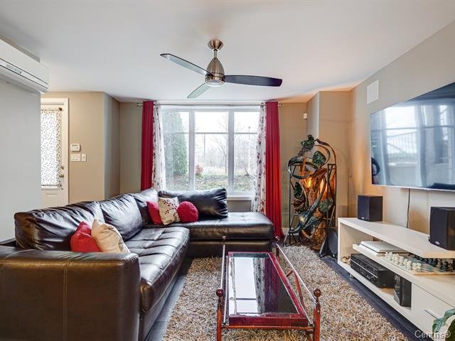 Appartement Longueuil (Saint-Hubert) À Louer | 3228881