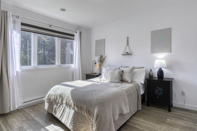 spacieux 4 1/2 rénové à louer | 3228979