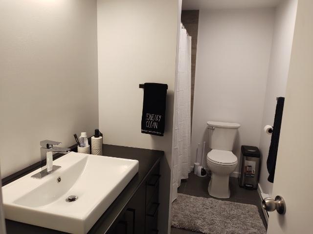 Location 4 1/2 | 3229014