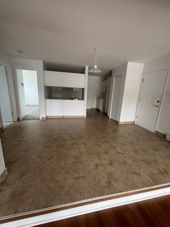 À Charlemagne, 1 grand 4 1/2 et 3 grands 5 1/2 à louer, disponible immédiatement ou le 1er juillet | 3229016