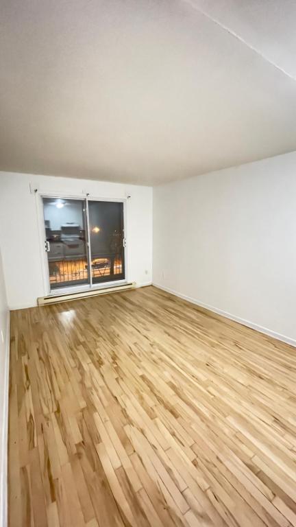 4 1/2 - 2 Bedroom - Metro/Park Angrignon | 3229141