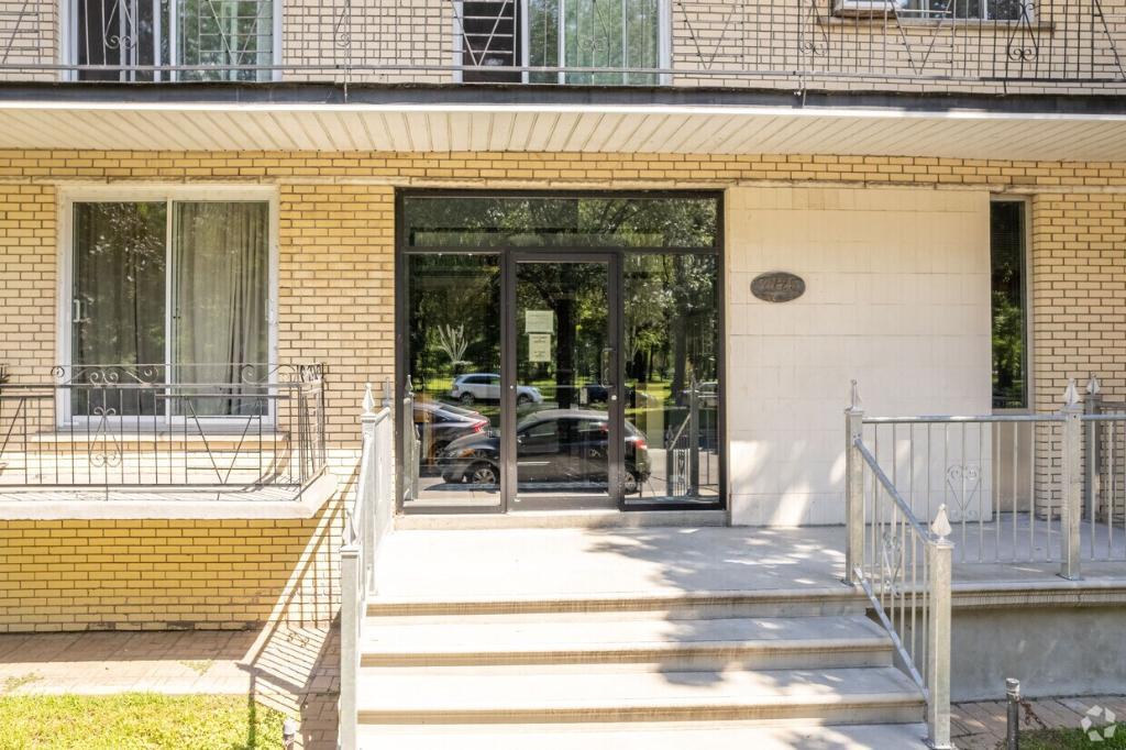4 1/2 - 2 Bedroom - Metro/Park Angrignon | 3229141