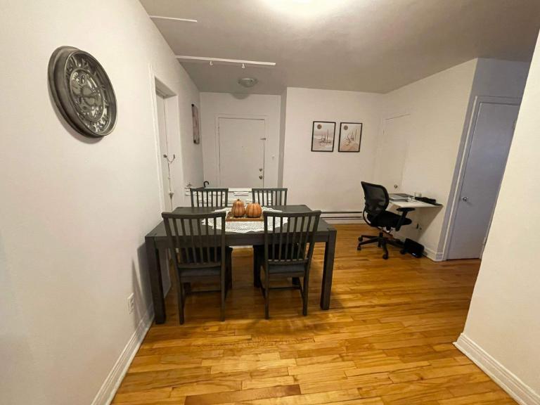 2 CH - 1 SDB - Montréal - $1,460 /mo | 3229173