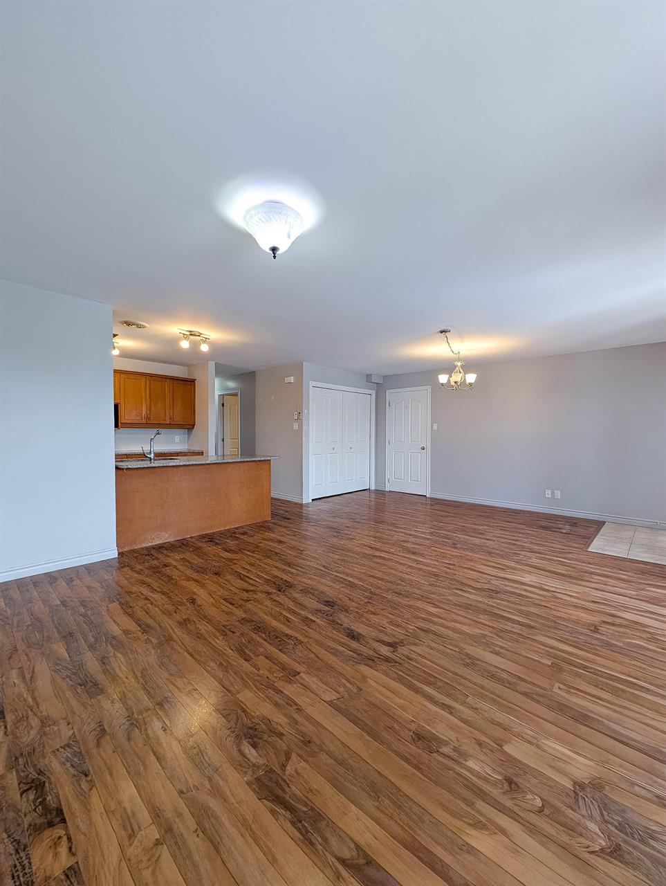 Immeuble - 641-661 Rue Des Coquelicots Spacieux 5 ½ | 3229288