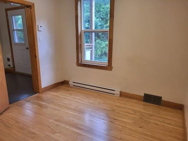 Immeuble - 221-233 King Est 5 Et Demi - Secteur Cegep | 3229340