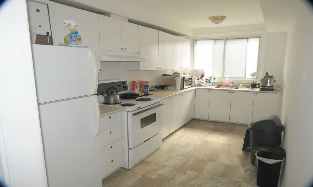 Superbe 4 1/2 - Chauffé - Près REM | 3229343