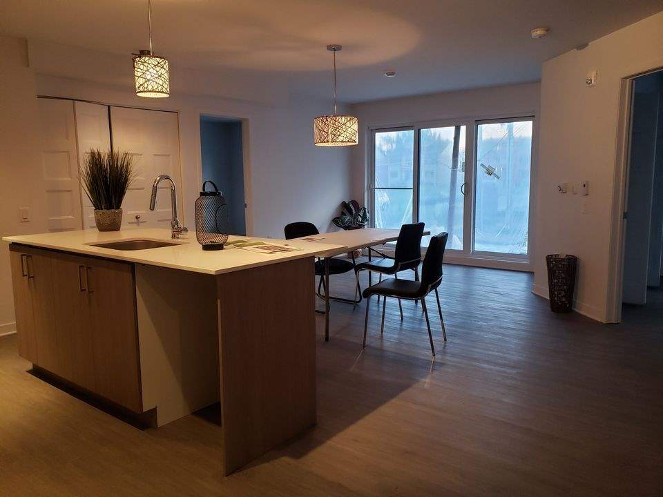 2 CH - 1 SDB - Laval - $1,750 /mo | 3229470