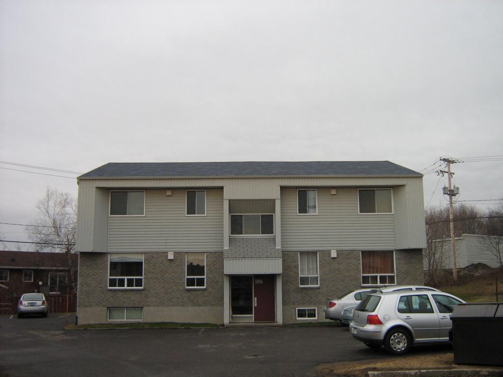 ST-ROMUALD (LÉVIS), BEAU 4 1/2, LOGEMENT À LOUER, PRÈS DES PONTS ET SERVICES | 3229617
