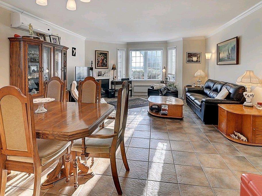 joli Condo a ste dorothee laval | 3229720