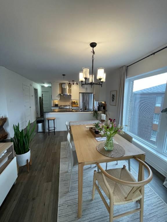 LUXUEUX CONDO 4 ½ - dernière étage (3e)+ GARAGE + Remise – 2050$ | 3229730
