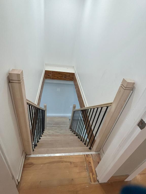 Très grand logement à louer sur deux étages dans un triplex au bord de l'eau | 3229735