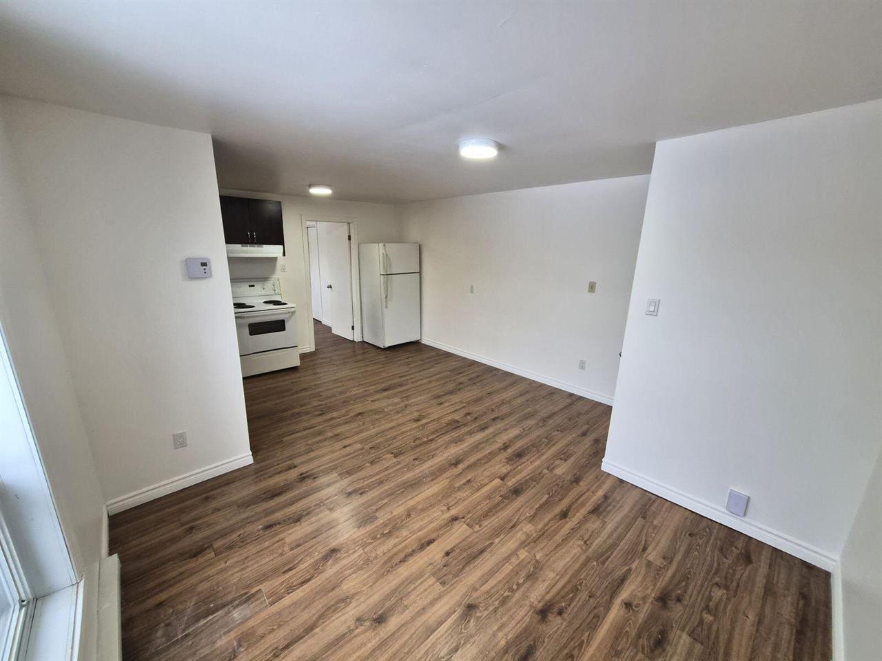 Immeuble - 101 7e Avenue Sud 3 Et Demi - Richmond | 3229783