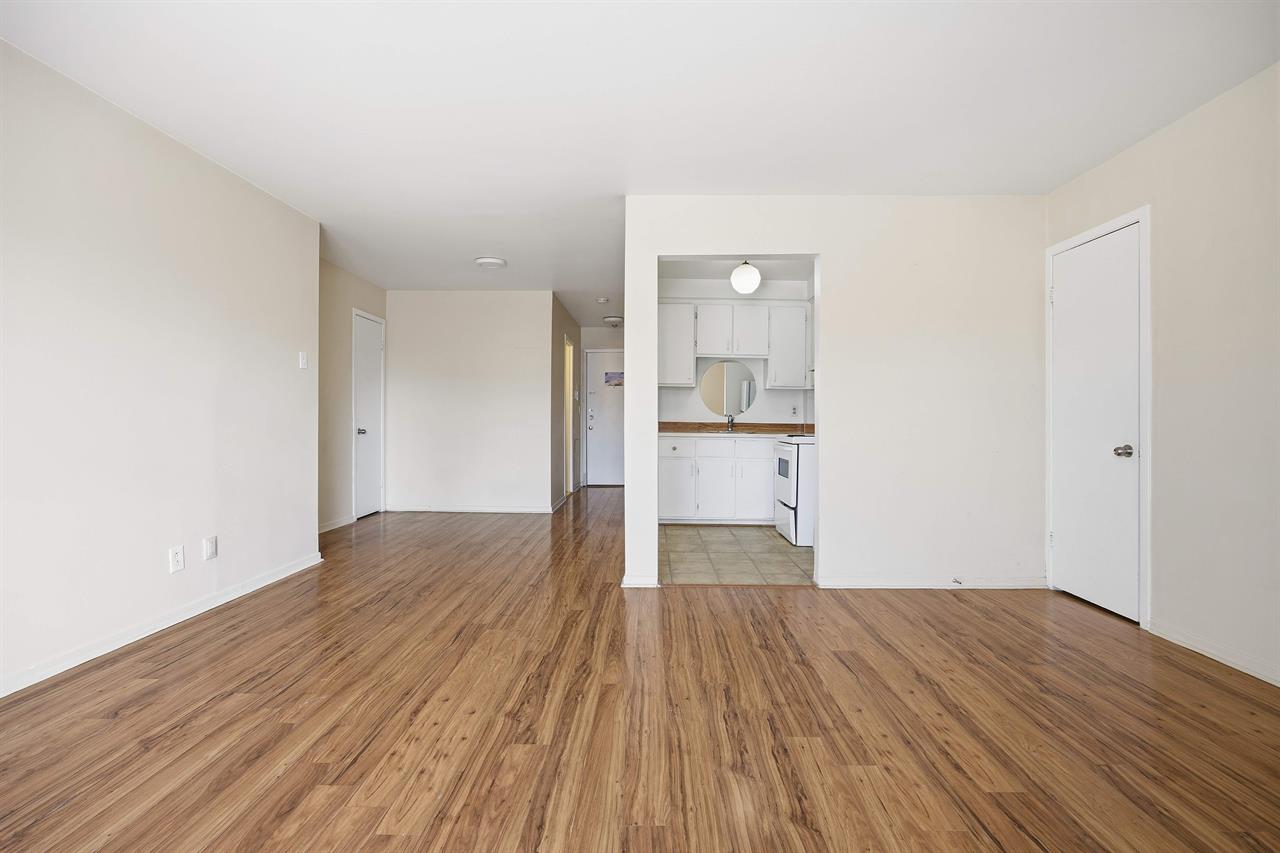 1 CH - 1 SDB - Montréal - $1,000 /mo | 3229789