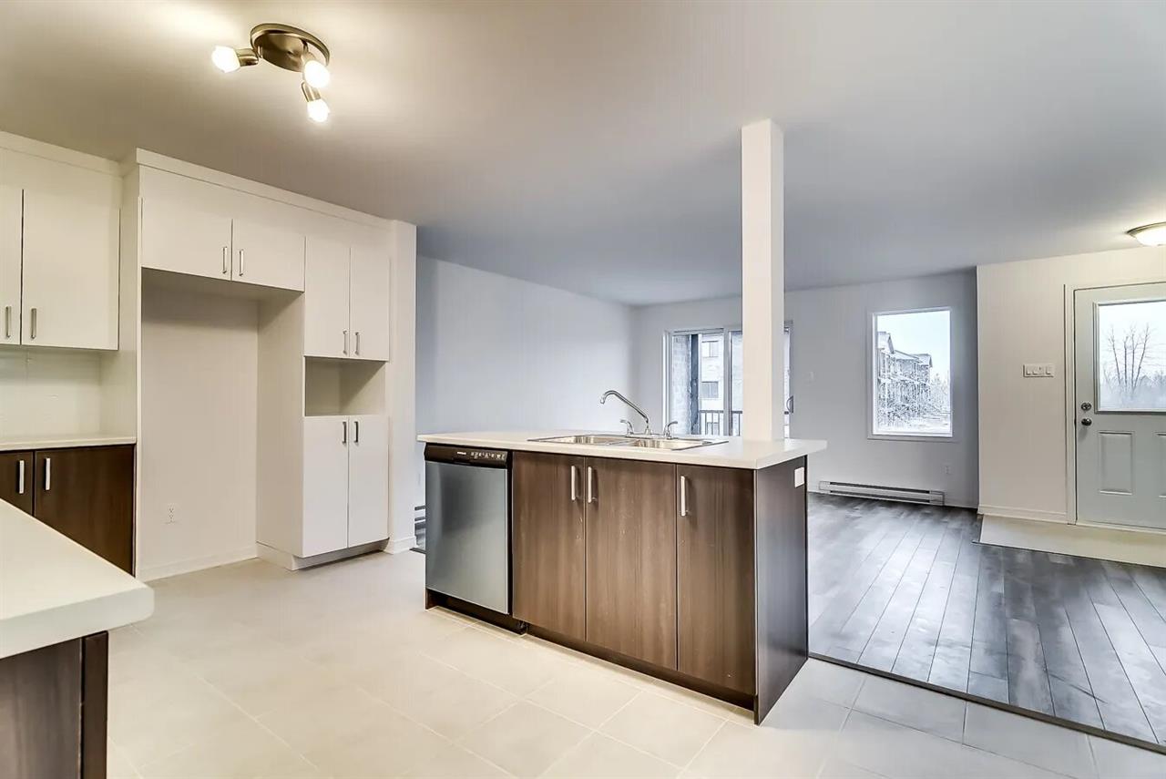 17 Rue De Liverpool (Aylmer) Magnifique Appartement 4 1/2, Pour Un Bail D'un An | 3229887