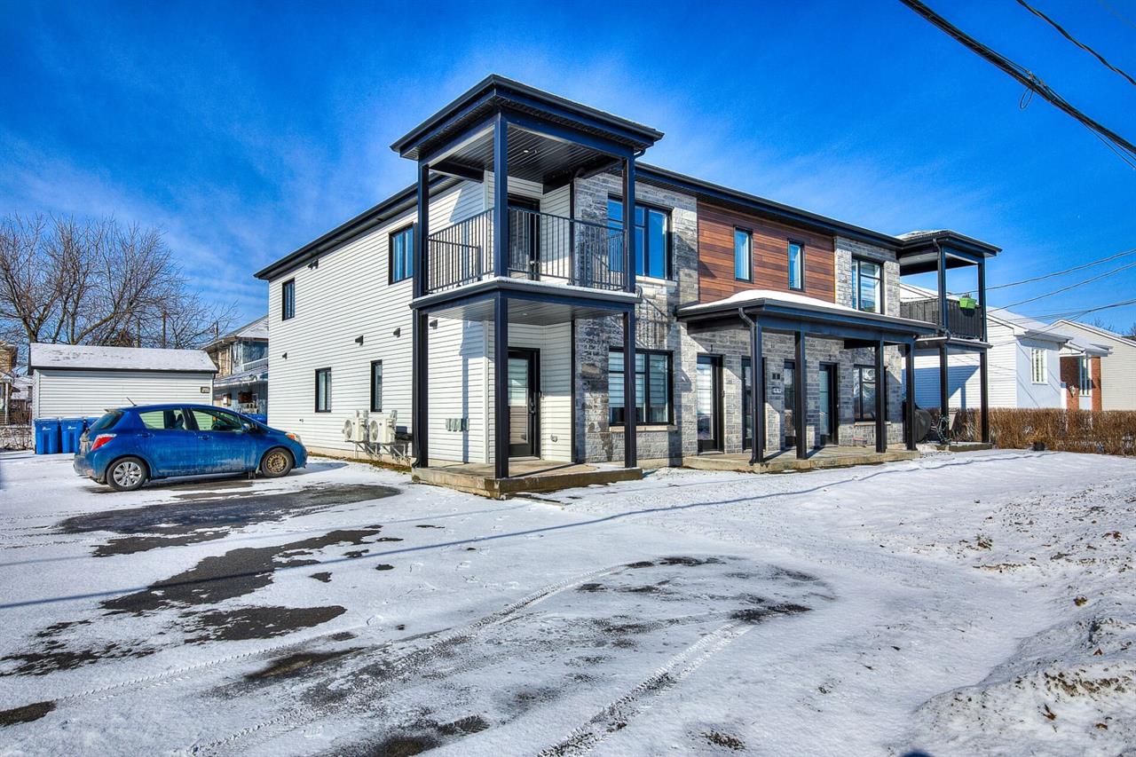 Appartement Pointe-des-Cascades À Louer | 3229892