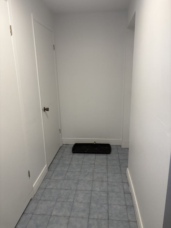 Spacieux 31/2 , Chauffé | 3230007