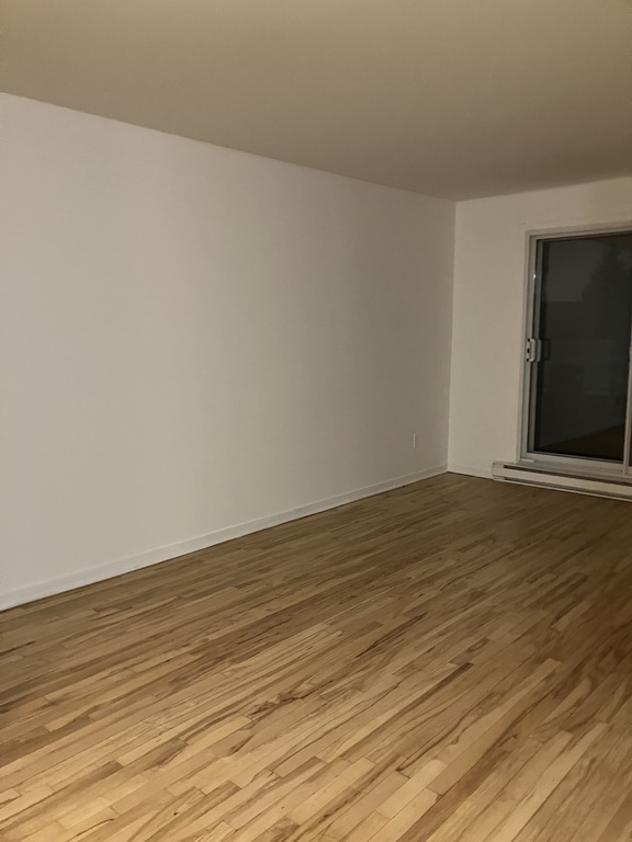 3-1/2 - One Bed Apt. - Metro Angrignon | 3217134