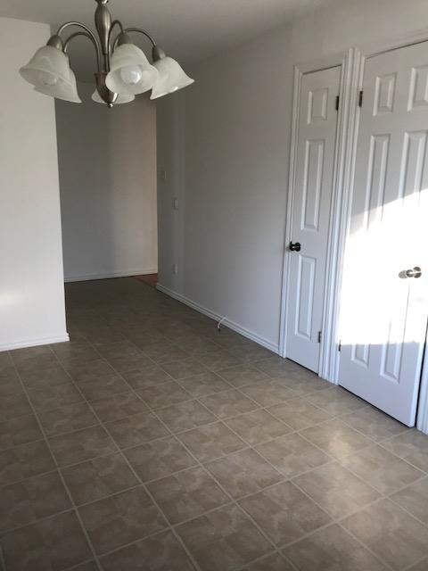 Très grand 4 1/2 Val Bélair | 3237637