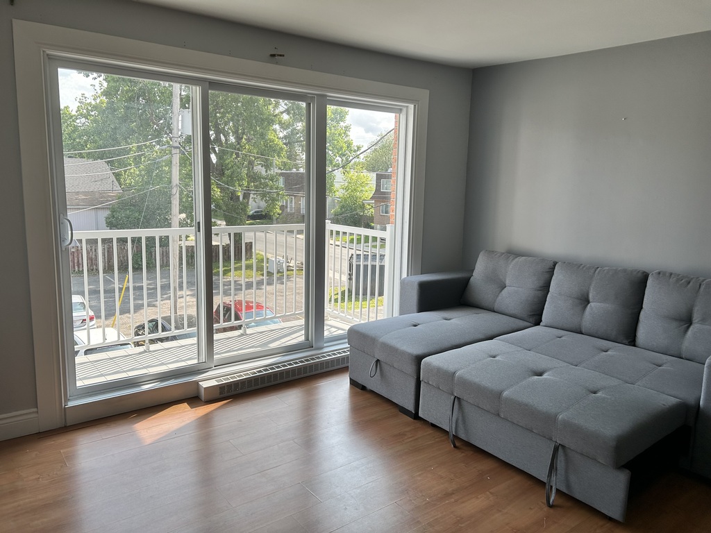 31/2 Charmant. Belle Luminosité | 3230962