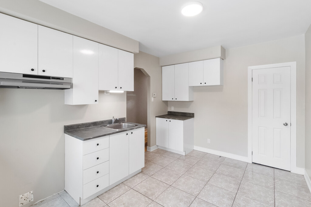 Superbe 4 1/2 à Lasalle | 3231567