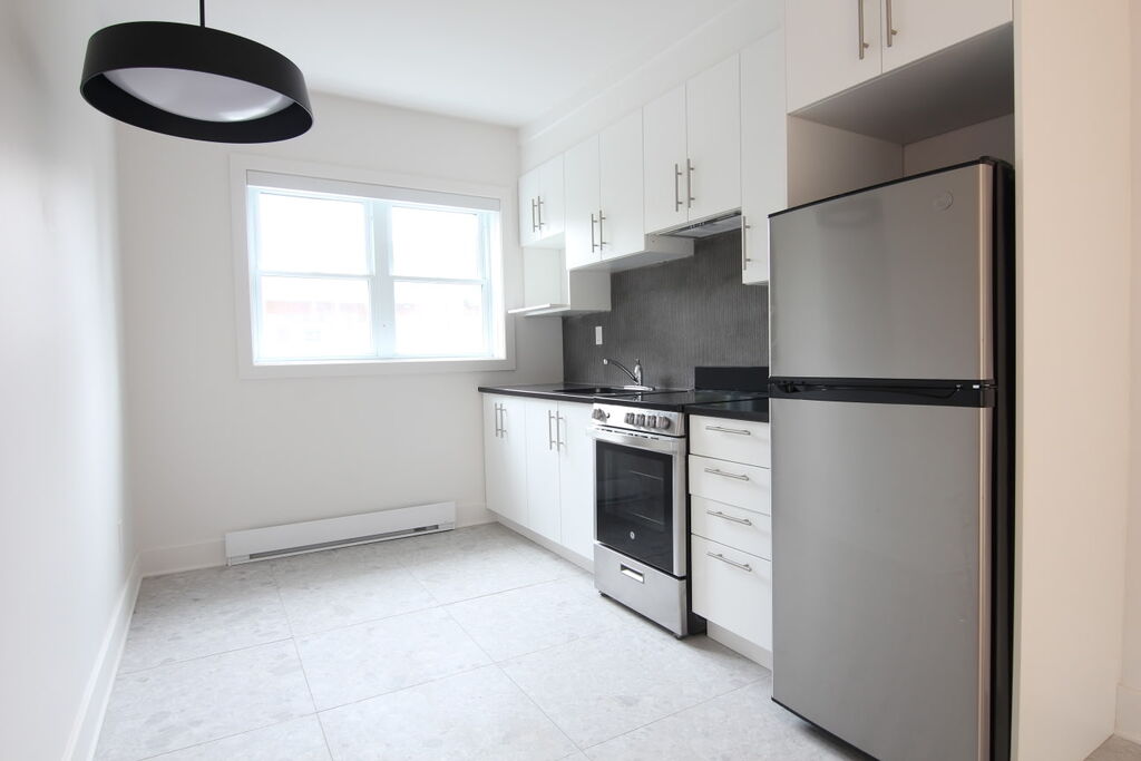 Appartement De 1 Chambre Et 1 Salle De B | 3231571