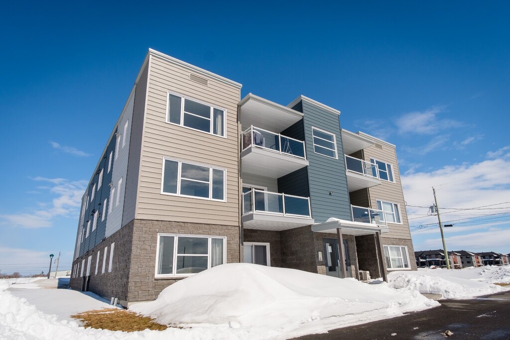 5 1/2 Disponible Pour Juillet | 3231574