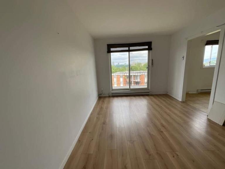 2 CH - 1 SDB - Lévis - $1,150 /mo | 3231610