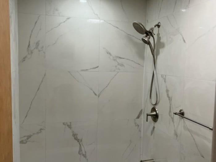 Grande 4 1/2 avec 2 Chambres fermées - 7560 Chabot | 3231676