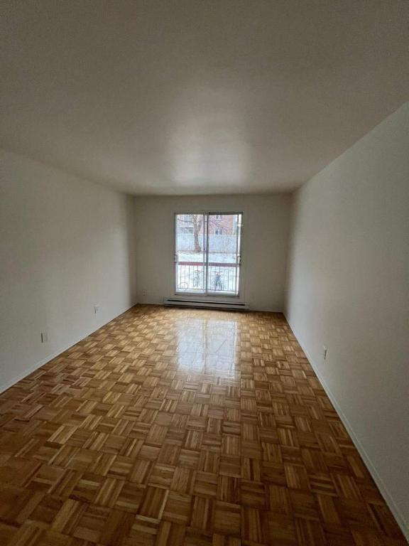 1 CH - 1 SDB - Saint-Eustache - $1,200 /mo | 3231772