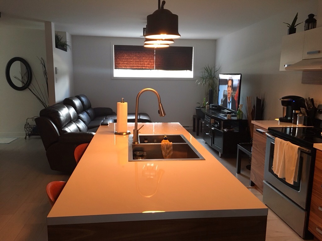 Beau 4 1/2 Moderne | 3232203