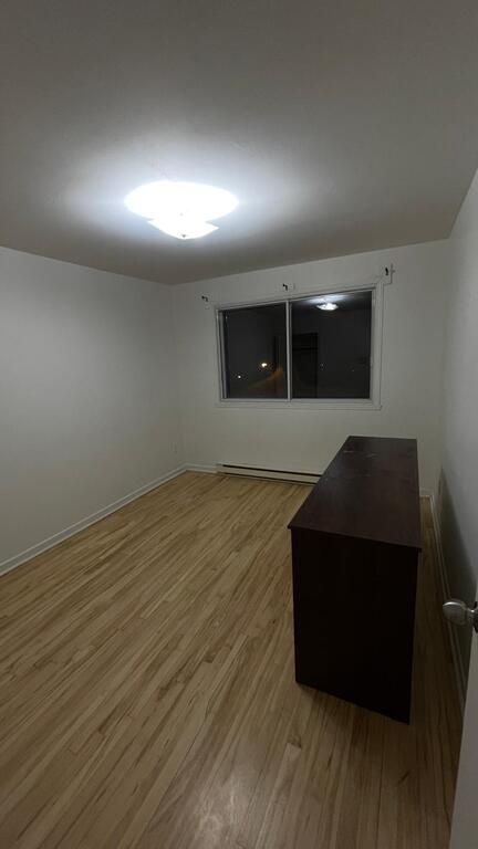 4-1/2 - Two Bed Apt. - Metro Angrignon | 3222696