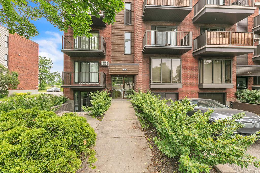 Grand 2 Chambre Avec Garage Privé | 3232485