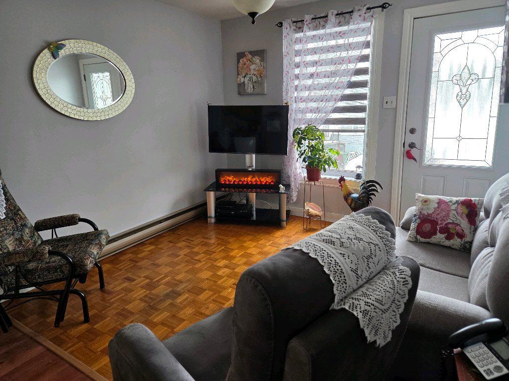 logement 4 1/2 disponible 1er juillet | 3232529