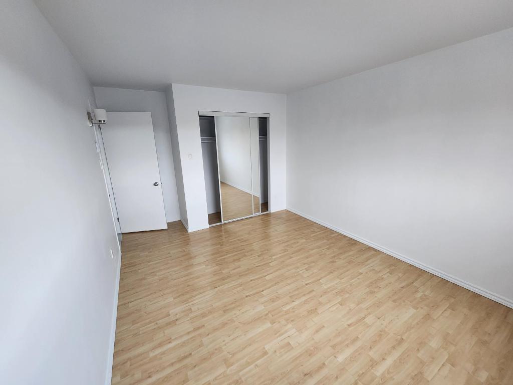 4 1/2 BOUL. CASAVANT O. 1 er JUILLET | 3232543