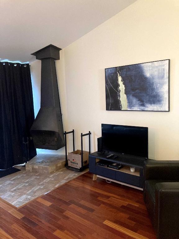 4 1\2 sur deux étages à Stoneham | 3232571