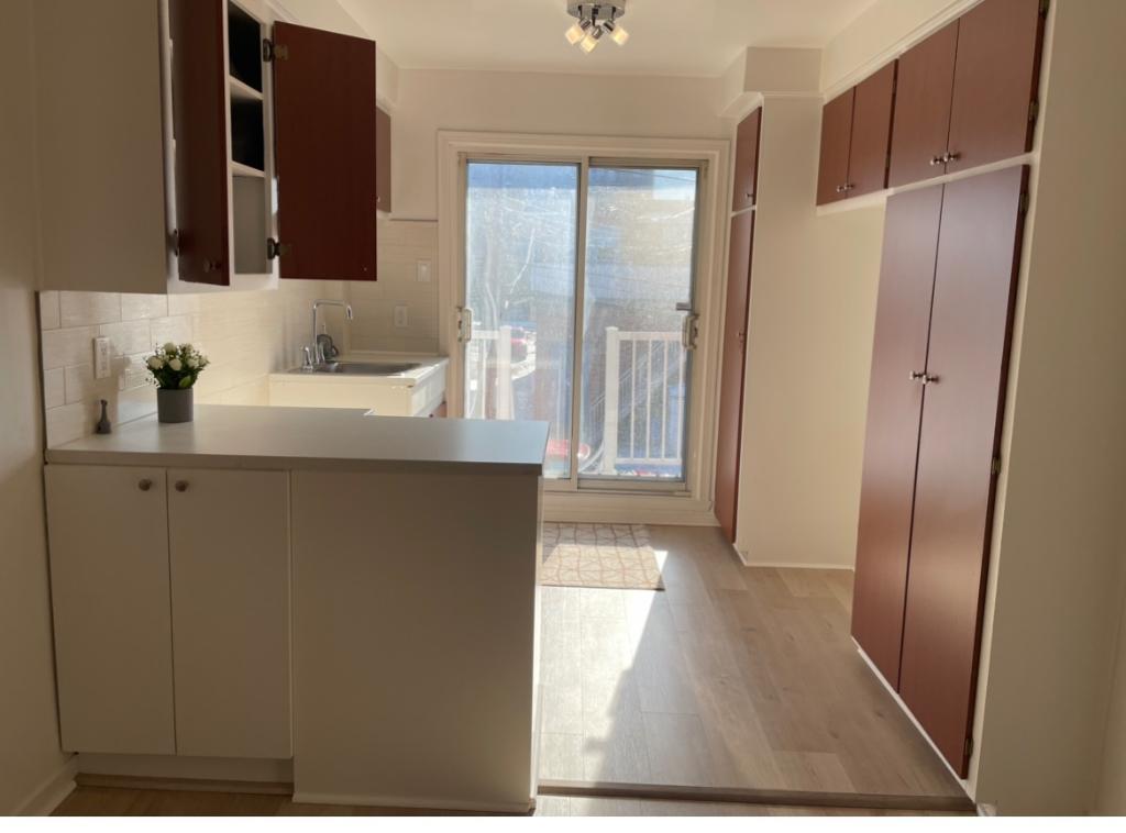 Logement Spacieux et Ensoleillé | 3232580