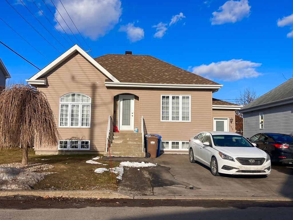 Maison à louer à Dorion (secteur tranquille) | 3234765