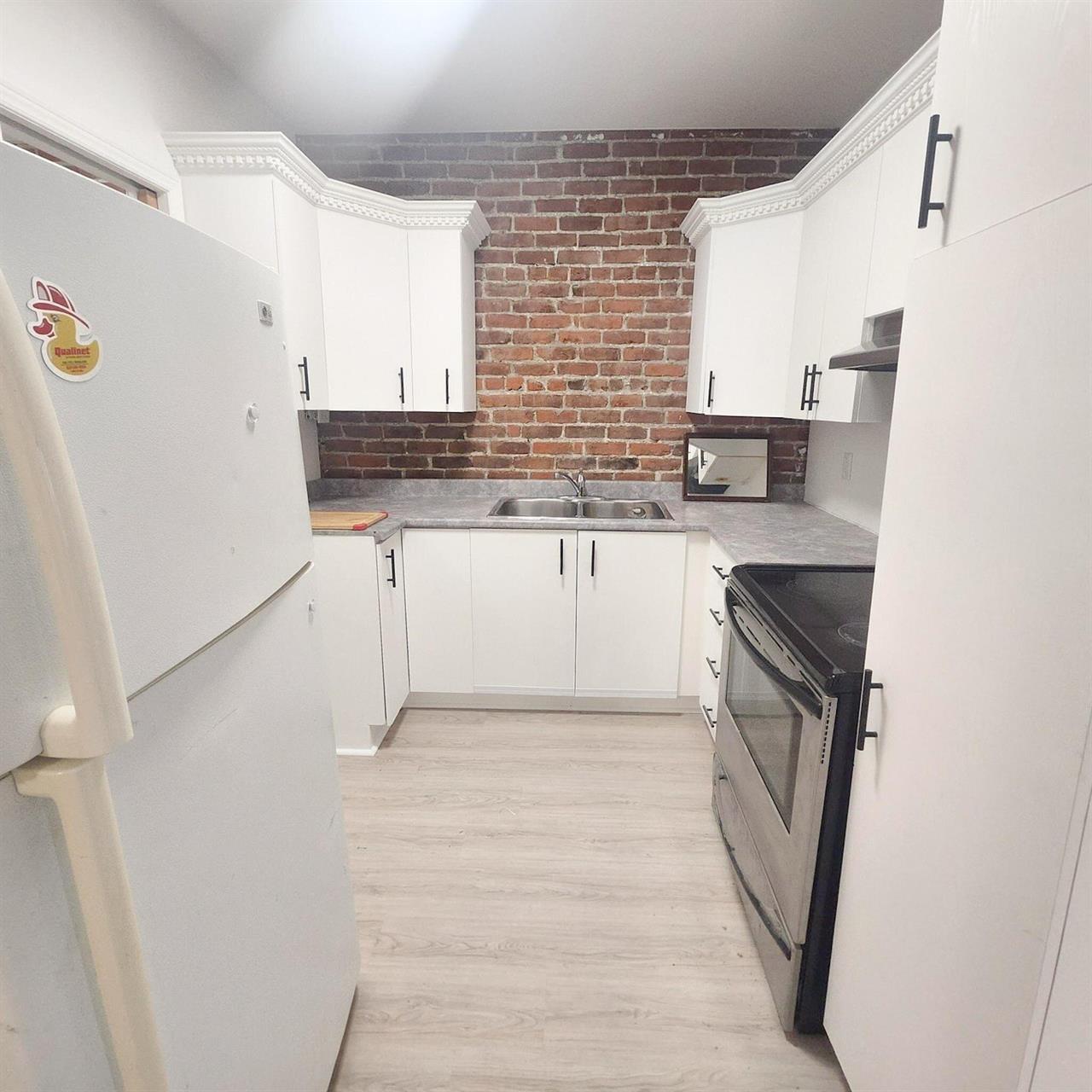 Immeuble - 842 à 860 Short 3 1/2 à Louer | 3232778