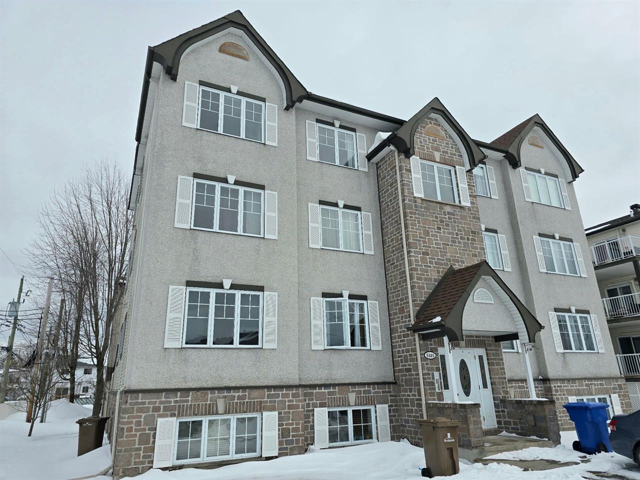 Appartement Terrebonne (La Plaine) À Louer | 3233427