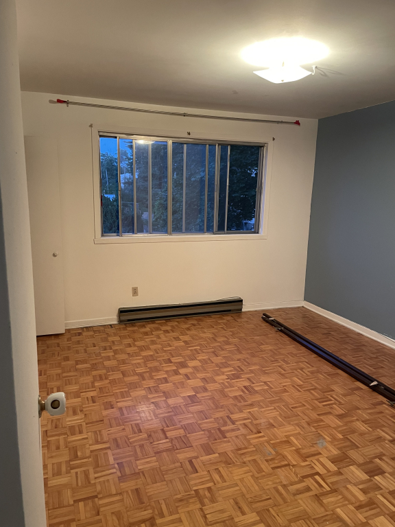 Grand 4 Et Demie Haut Duplex à Louer | 3233429