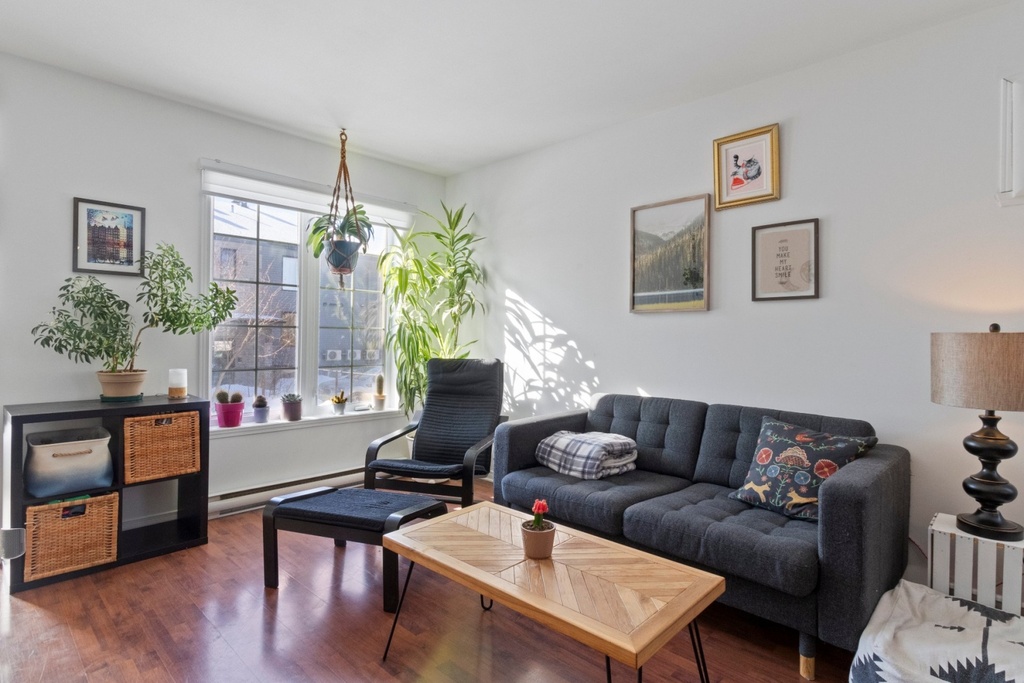 Beau 4 ½ à Louer à Sainte-Marthe-sur-Lac | 3233436