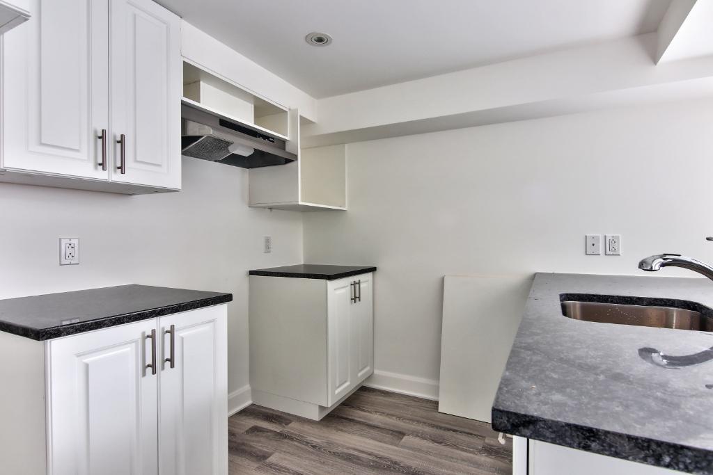 4 1/2 style-condo à Pointe-aux-Trembles - Juillet - Internet inclus | 3233507