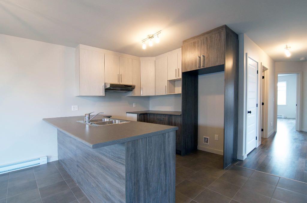 1er Avril - 5 1/2 dans un quadruplex Rock Forest (Sherbrooke) | 3233540