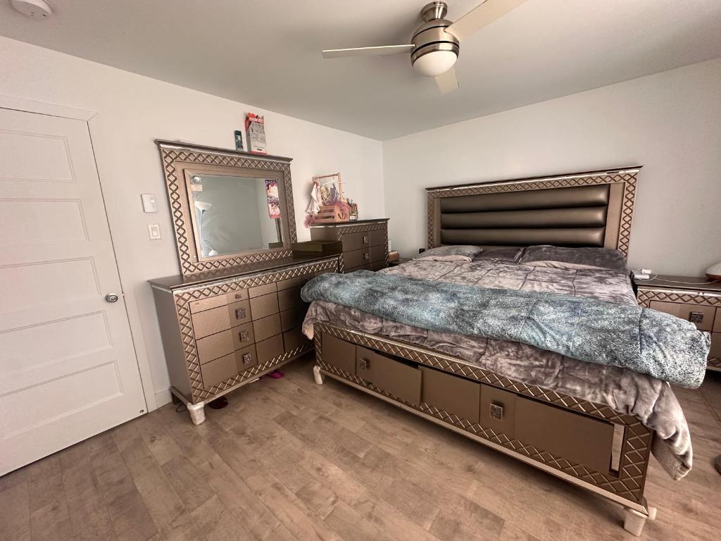 6 ½ 4 CHAMBRES | 3233544