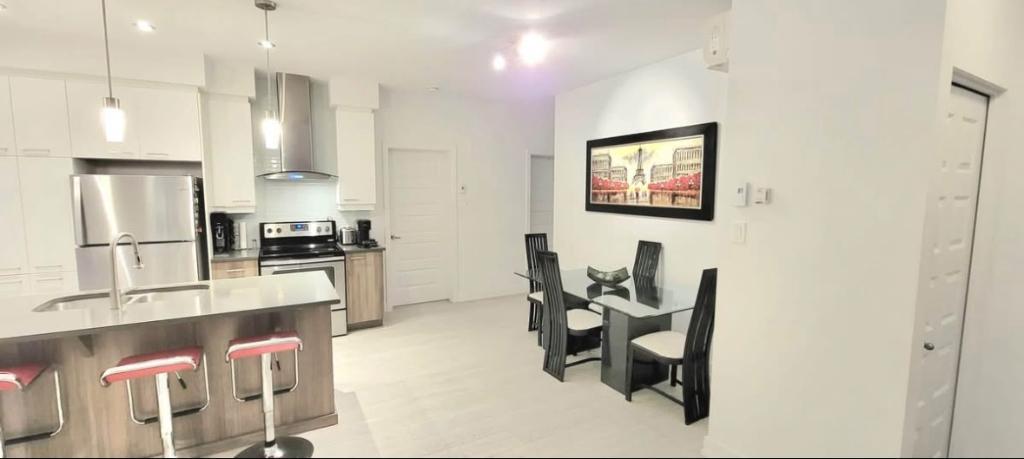 1 Bedroom Modern Apartment in Plateau Gatineau | 3233558