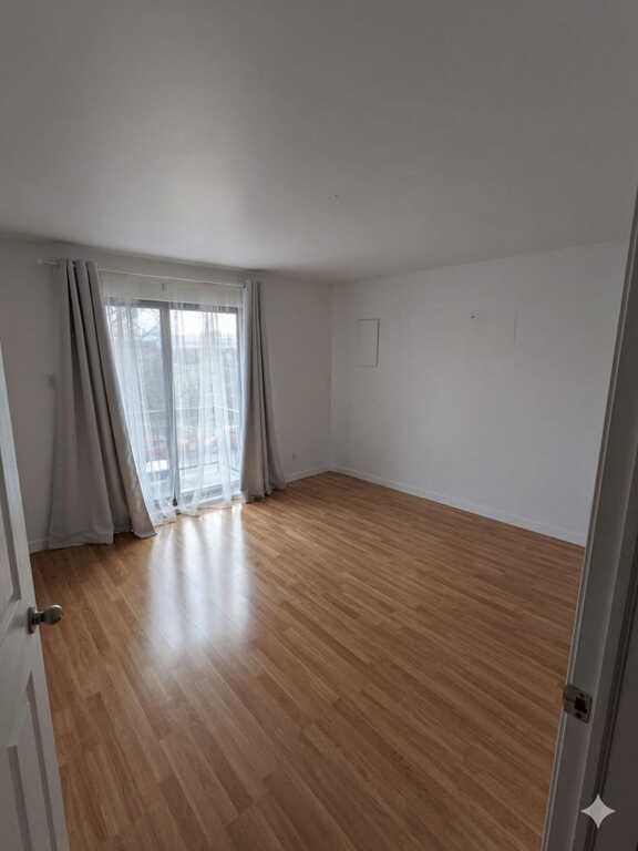 GRAND 4 ½ À LOUER | 3233911